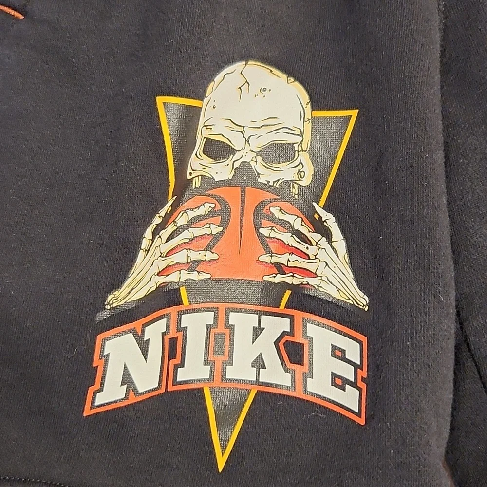 NIKE Skelton Basketball Graphic Drawstring Shorts Small Black